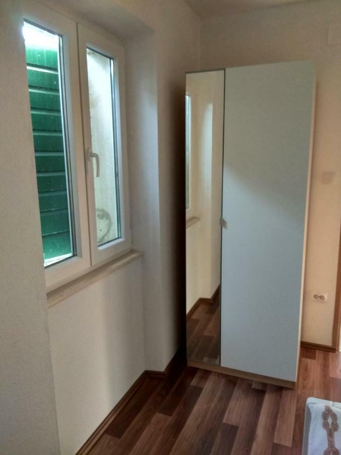 Apartman Postira Rot エクステリア 写真